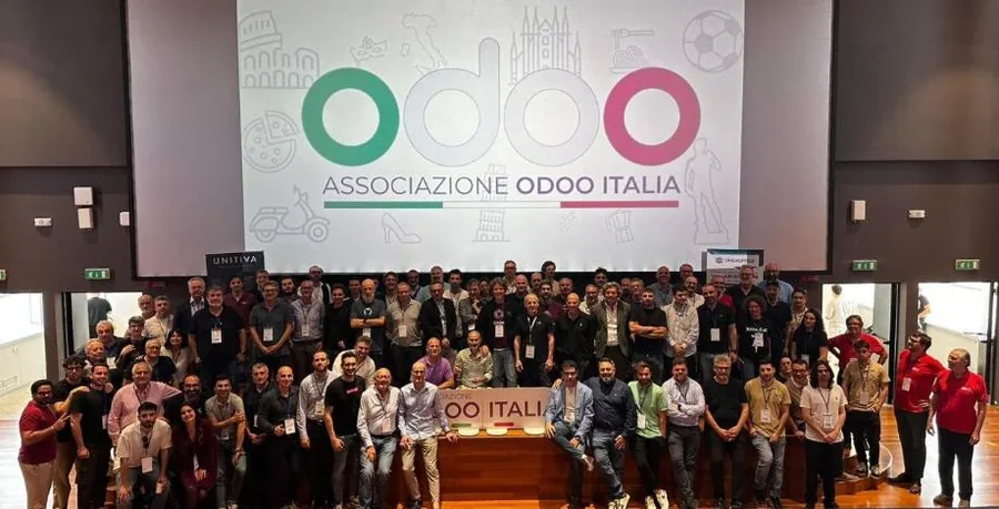 La foto di gruppo di Odoo Days Italia 2025